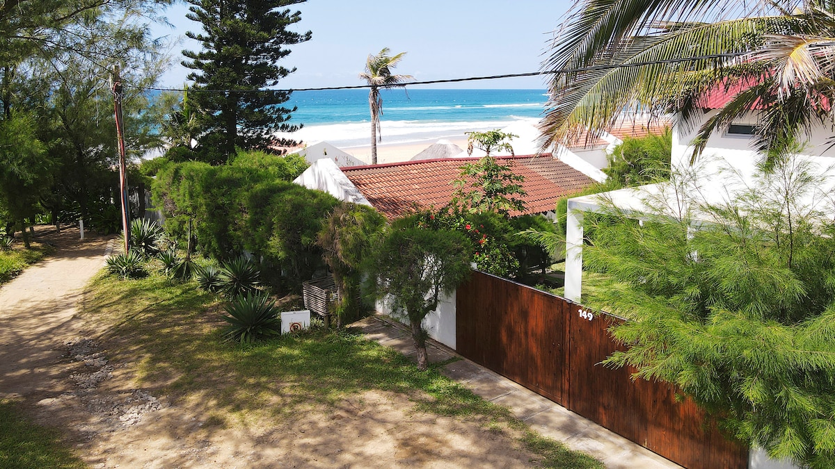 Exterior of Casa das Palmeiras